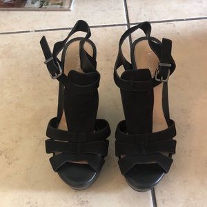 Gianni bini wedges barely worn